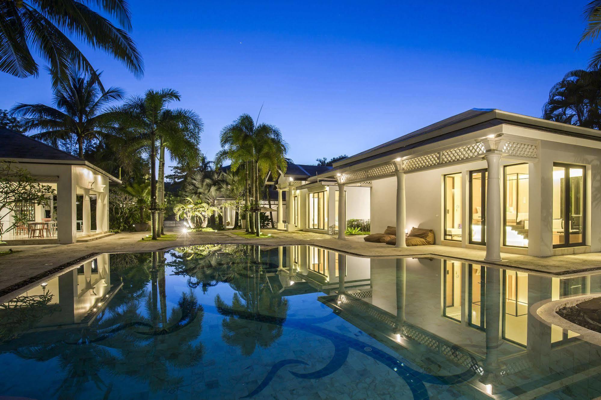 The Anda Mani Khaolak Beachfront Villas Khao Lak Bagian luar foto